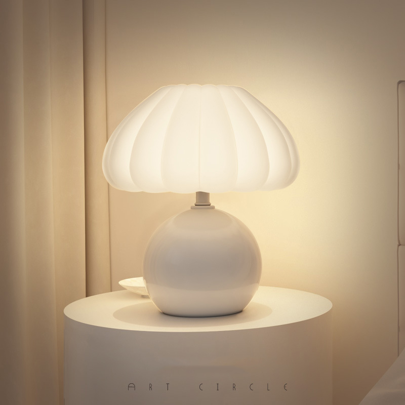 Mushroom Table Lamp - โคมไฟฟักทองตกแต่งสไตล์ครีมสไตล์ฝรั่งเศสโคมไฟตั้งโต๊ะข้างเตียงเห็ด pelindung Mata โคมไฟห้องเด็กโคมไฟกลางคืน