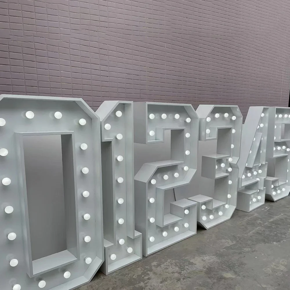 Light Up Letters Marquee - โรงงานขนาดที่กําหนดเองโลโก้ 4ft ขนาดใหญ่ยักษ์ไฟตัวอักษร LED Marquee ตัวเลขสําหรับงานแต่งงานกลางแจ้ง