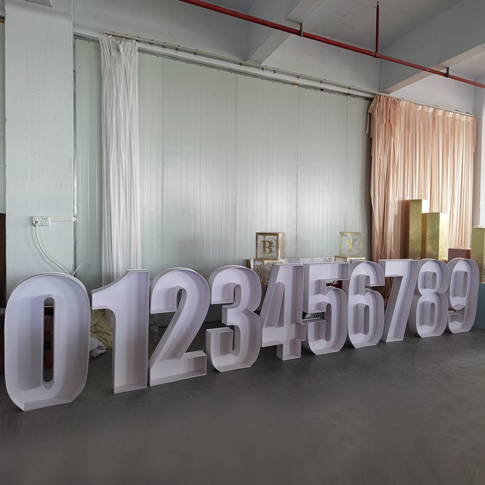 Light Up Letters Marquee - ป้ายไฟตัวอักษรขนาดใหญ่ ตัวเลข LED ขนาดใหญ่ สูง 4