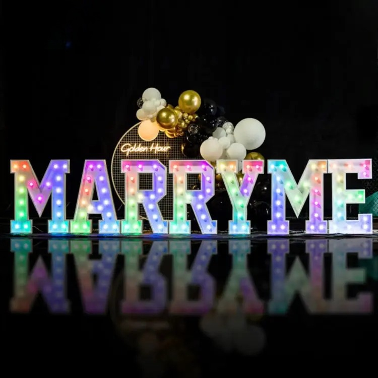 ไฟ LED ตัวอักษรแบบมืออาชีพ ป้า - Light Up Letters Marquee บทวิจารณ์และราคา